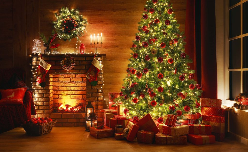 Christmas Tree Decorating Contest
